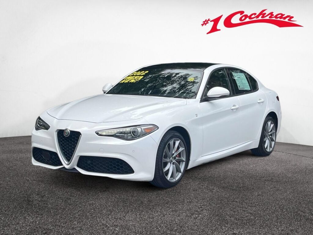 Used 2022 Alfa Romeo Giulia Ti w/ Active Assist Plus Package AWD/4WD image 11