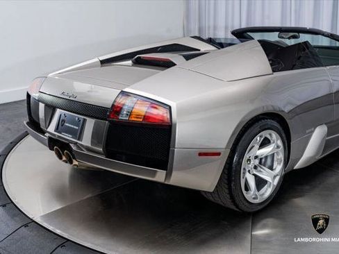 Used 2006 Lamborghini Murcielago Roadster AWD/4WD image 33