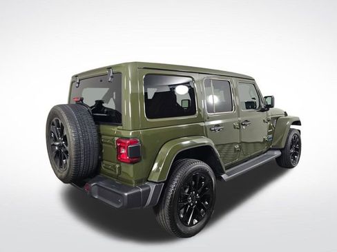 Used 2021 Jeep Wrangler Unlimited Sahara w/ Safety Group image 5