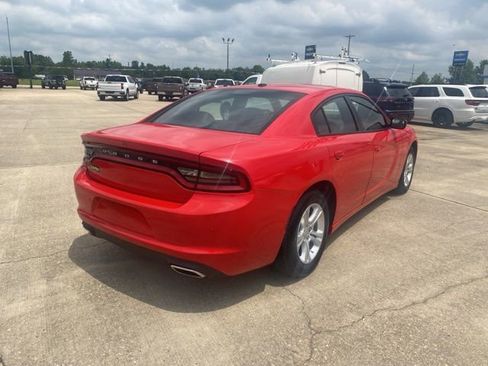 Used 2022 Dodge Charger SXT w/ Leather Interior Group image 6