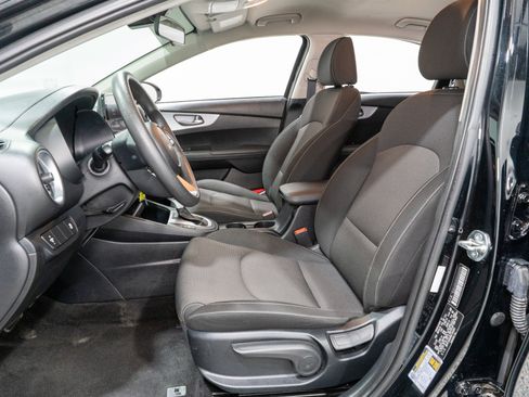 Used 2024 Kia Forte LXS image 14