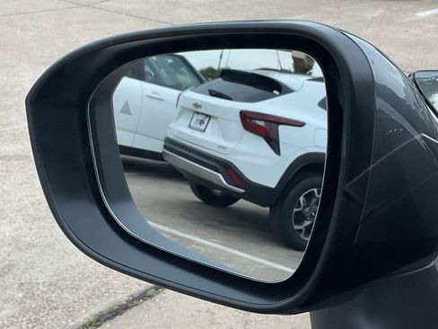 New 2026 Nissan Rogue SV w/ Cold Weather Package FWD image 10