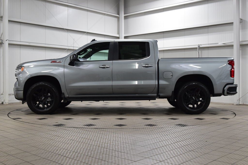 New 2026 Chevrolet Silverado 1500 RST w/ RST All Star Premium Package AWD/4WD image 4
