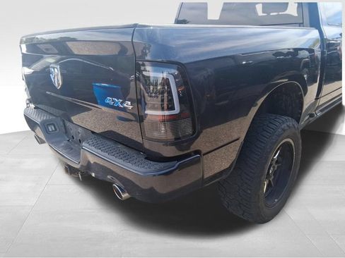 Used 2015 RAM 1500 Express AWD/4WD image 7
