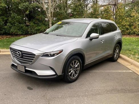 Used 2017 MAZDA CX-9 Touring image 3