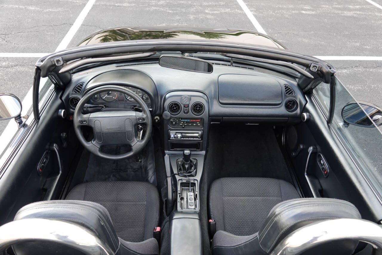 Used 1996 MAZDA MX-5 Miata RWD image 67