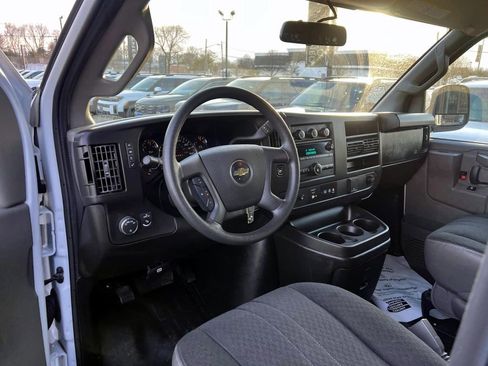Used 2024 Chevrolet Express 2500 w/ Driver Convenience Package RWD image 17