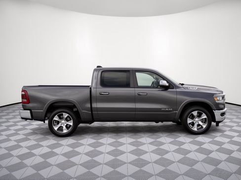 Used 2022 RAM 1500 Laramie AWD/4WD image 8