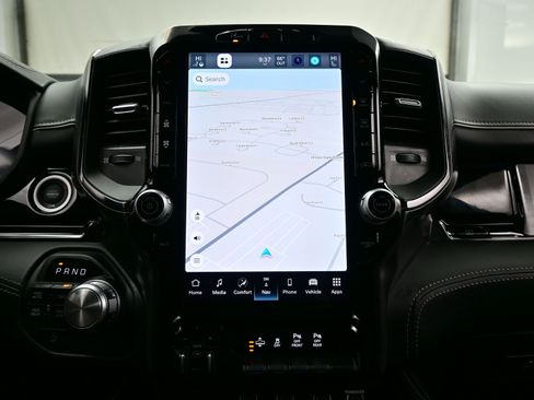 Used 2025 RAM 1500 Limited AWD/4WD image 20