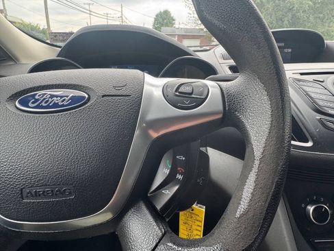 Used 2014 Ford Escape S FWD image 28