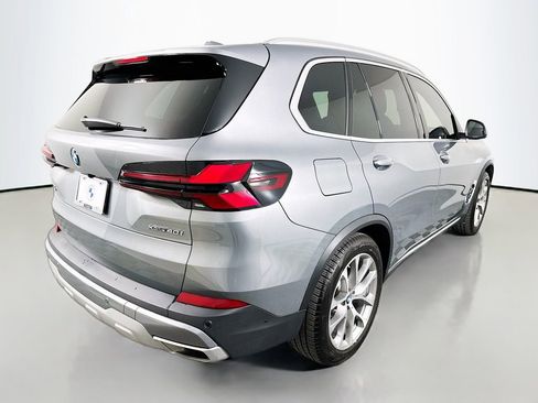 Certified 2024 BMW X5 xDrive40i w/ Premium Package AWD/4WD image 5