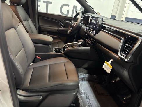 New 2026 GMC Canyon Elevation w/ Convenience Package image 28