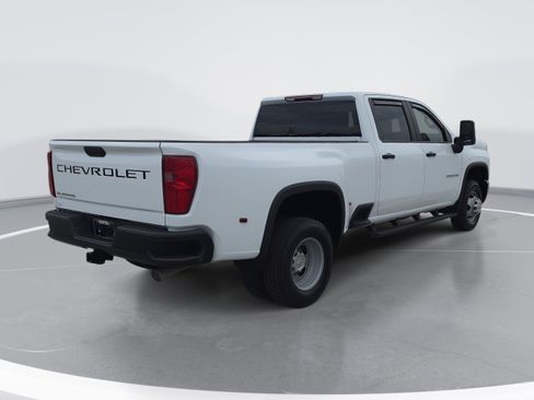 Used 2024 Chevrolet Silverado 3500 W/T w/ WT Convenience Package RWD image 3