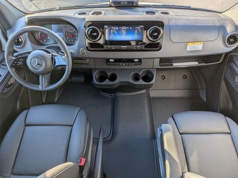 New 2026 Mercedes-Benz Sprinter 2500 image 13