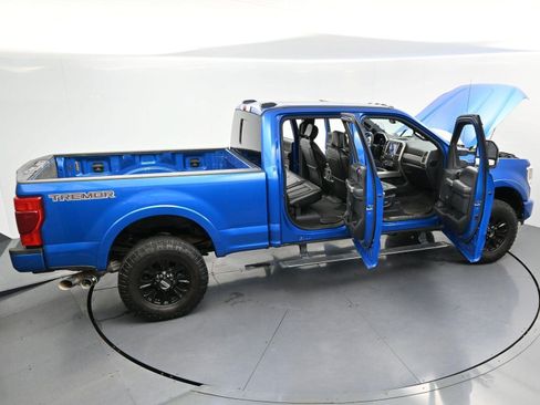 Used 2021 Ford F250 Platinum w/ Tremor Off-Road Package AWD/4WD image 41