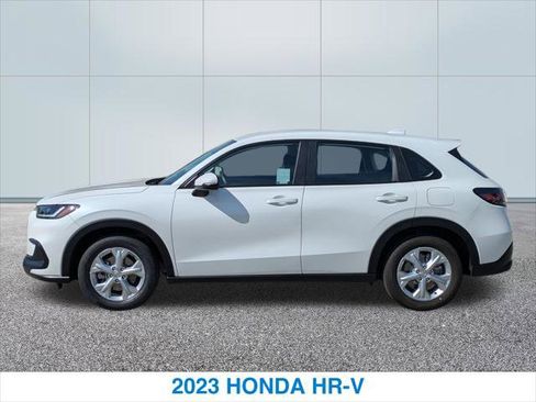 Certified 2023 Honda HR-V LX image 10