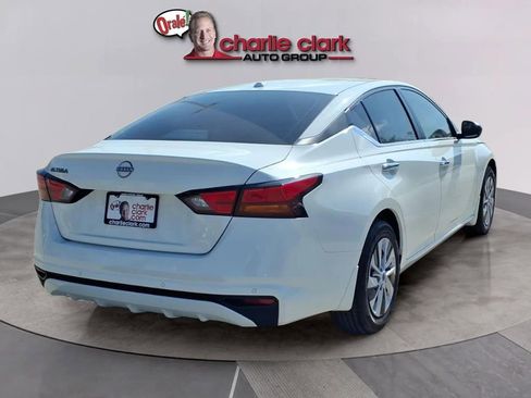 Used 2025 Nissan Altima 2.5 S image 6