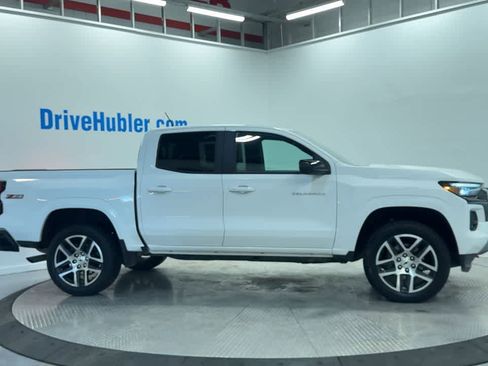 Used 2024 Chevrolet Colorado Z71 w/ Z71 Convenience Package 2 image 4
