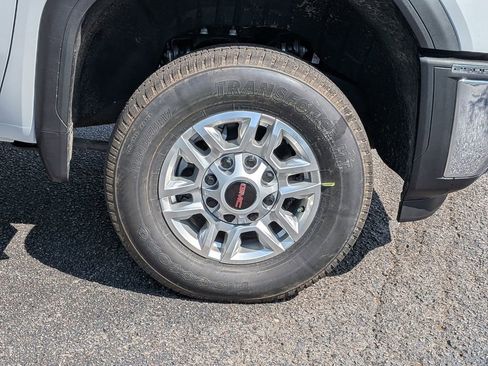 New 2026 GMC Sierra 2500 Pro RWD image 11