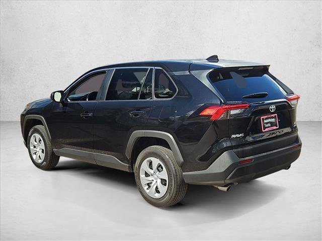 Used 2025 Toyota RAV4 LE AWD/4WD image 8