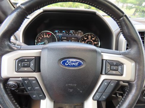 Used 2018 Ford F150 Lariat AWD/4WD image 20