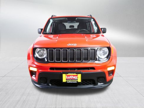 Used 2020 Jeep Renegade Sport w/ Sport Appearance Group image 2
