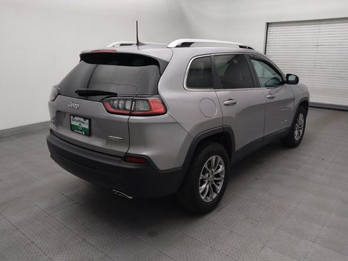 Used 2019 Jeep Cherokee Latitude Plus w/ Cold Weather Group AWD/4WD image 9