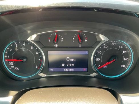 Used 2022 Chevrolet Traverse LT AWD/4WD image 4