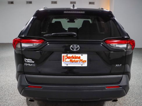 Used 2024 Toyota RAV4 XLE image 8