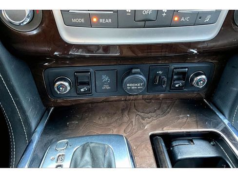 Used 2018 INFINITI QX80 4WD image 27