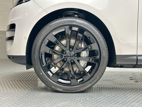 New 2026 Land Rover Range Rover Sport SE AWD/4WD image 5