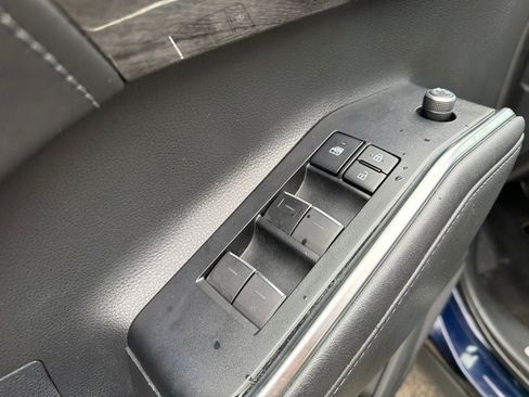 Used 2020 Toyota Highlander Limited AWD/4WD image 14