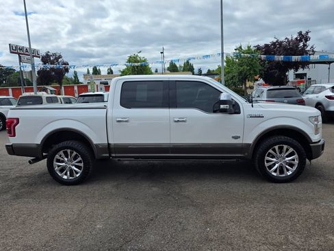 Used 2016 Ford F150 King Ranch w/ Equipment Group 601A Luxury AWD/4WD image 9