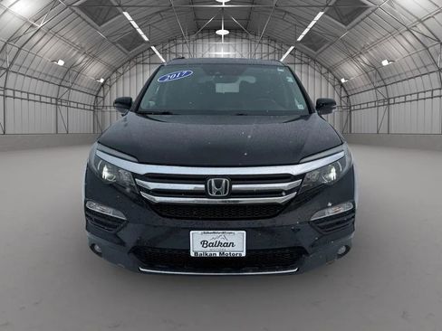 Used 2017 Honda Pilot Elite image 12