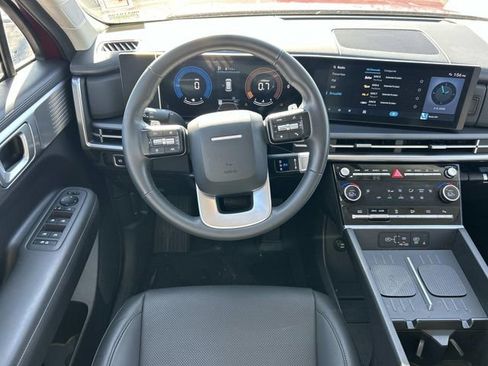 Used 2024 Hyundai Santa Fe SEL image 13