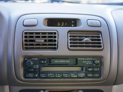 Used 2000 Toyota Corolla CE image 4