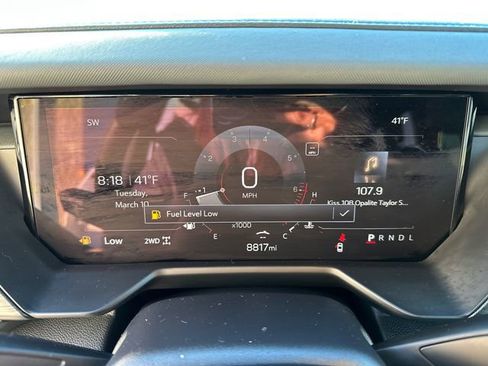 Used 2025 GMC Acadia AT4 w/ Luxury Package image 30