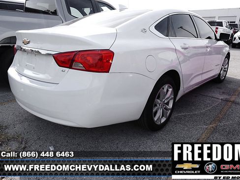 Used 2017 Chevrolet Impala LT image 4