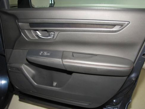 Certified 2025 Honda CR-V Sport-L image 21