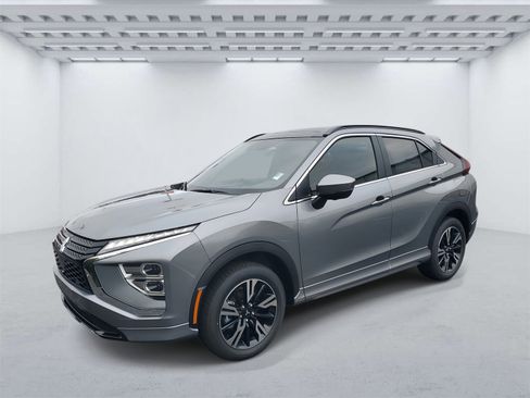 New 2026 Mitsubishi Eclipse Cross SEL image 2