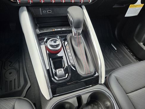 New 2026 GMC Canyon AT4X AWD/4WD image 13