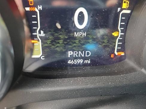 Used 2023 Jeep Gladiator Sport AWD/4WD image 5