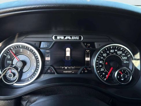 Used 2020 RAM 1500 Big Horn AWD/4WD image 14