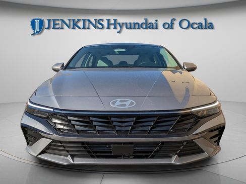 New 2026 Hyundai Elantra Limited image 10