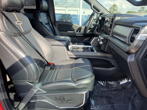Used 2024 Ford F250 Platinum AWD/4WD image 17