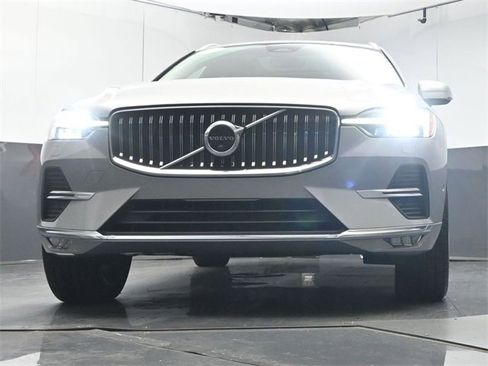 Used 2023 Volvo XC60 B5 Plus w/ Protection Package Premier image 35