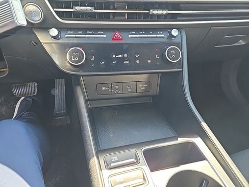 Used 2024 Hyundai Sonata SEL FWD image 6