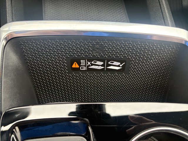 Used 2025 Chevrolet Equinox ACTIV w/ Safety and Technology Package AWD/4WD image 21