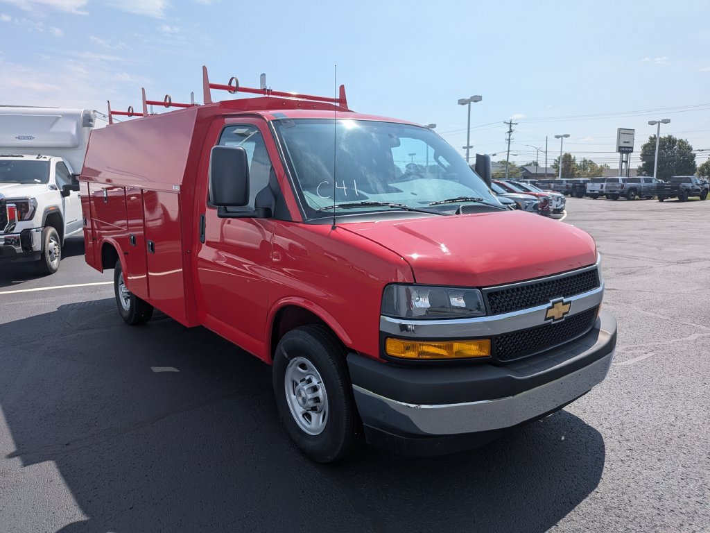 New 2026 Chevrolet Express 3500 w/ Power Convenience Package RWD image 3