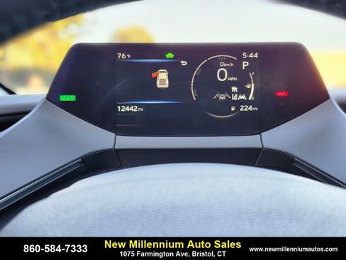 Used 2023 Toyota Prius Limited image 27